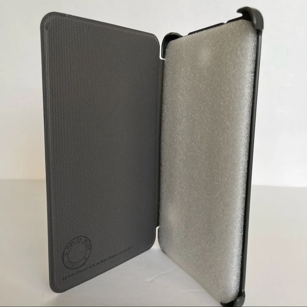 Nook Le Petit Prince Tablet 7” Book Cover With Tab NWT